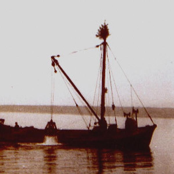 Die Windsbraut als Schrottfischerfahrzeug